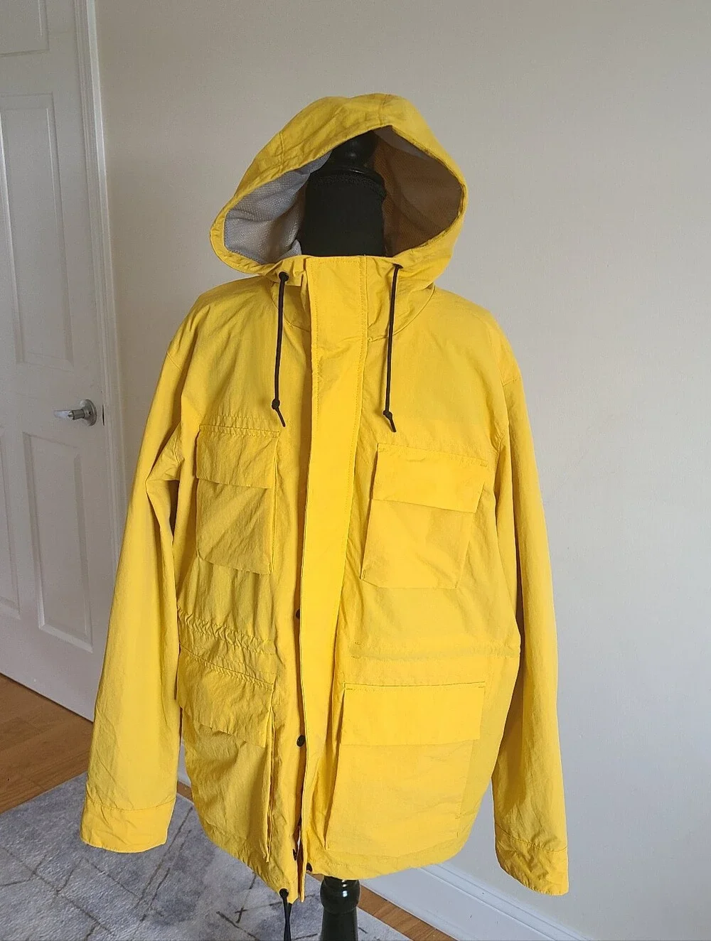 Old Navy Hooded Tech Rain Jacket XL Gold Yellow Utility Mesh Lined